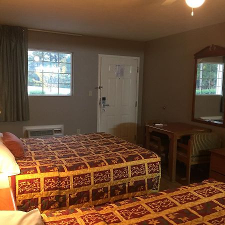 Deerfield Inn New Johnsonville Exterior photo